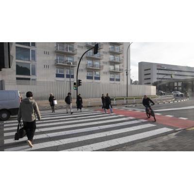 Visita a las obras de mejora medioambiental en la calle Irunlarrea