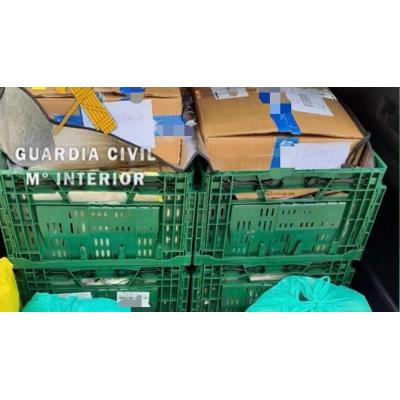 Intervenidos 325 quesos, productos lácteos y embutido que eran transportados en un vehículo no acondicionado