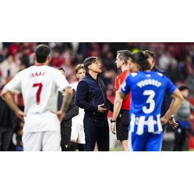 Veredicto final: siete partidos de sanción al técnico del Sevilla, Matías Almeyda
