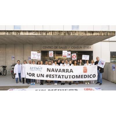 Los médicos navarros salen a la calle para reivindicar un estatuto marco propio