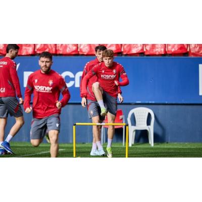 Víctor se entrena con normalidad