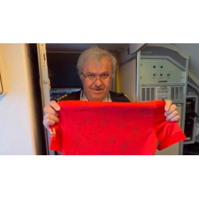 El bonito detalle de Osasuna con el piloto de avión tras un complicado aterrizaje en Pamplona: "Brillante"