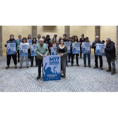 Decenas de agentes y movimientos sociales se suman en Navarra a la huelga general del 17 de marzo