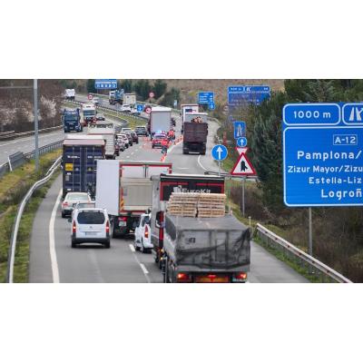 El Gobierno de Navarra buscará una fórmula para compensar a los transportistas por los peajes