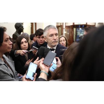 El PP se lanza en tromba a pedir la dimisión de Marlaska tras la denuncia por agresión sexual contra el jefe de la Policía Nacional