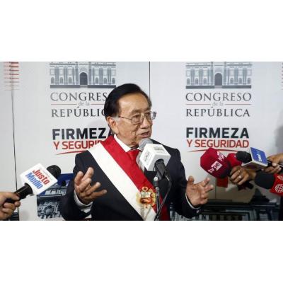 El izquierdista José María Balcázar, nuevo presidente interino de Perú