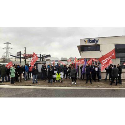 Denuncian traslados forzosos en una empresa de Navarra y el desmantelamiento de su actividad