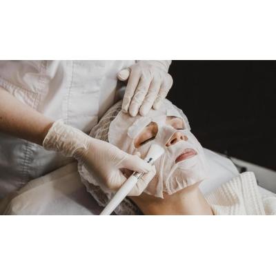 Intervienen en una clínica estética una falsa máquina de rejuvenecimiento facial que podía causar quemaduras