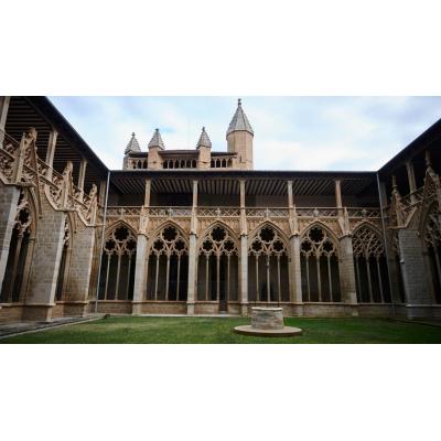 La Catedral de Pamplona lanza una visita especial para mayores: la anterior tanda agotó las entradas en horas