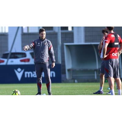 Fotos del entrenamiento de Osasuna (martes 24 de febrero de 2026)