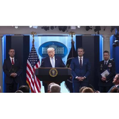 Trump subraya su ultimátum a Irán: "El país entero puede ser arrasado en una sola noche"