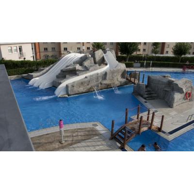 Al INDAF sobre las piscinas de Larrabide