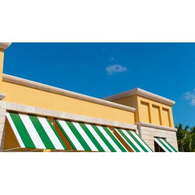 Ajustable, económico y sin necesidad de obra ni taladro: la solución de Lidl para volver a disfrutar de la terraza en primavera