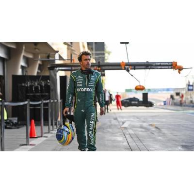 El día que Fernando Alonso pudo haber conducido al Papa en el papamóvil
