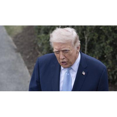 Trump amenaza con un arancel "inmediato" del 50% a los países que suministren armas a Irán
