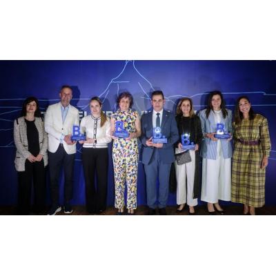 Booking.com entrega los Traveller Review Awards 2026, que sitúan a Navarra como la región más acogedora