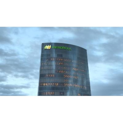 Iberdrola lidera la contratación pública en el Estado español en 2025 con 6.629 millones adjudicados