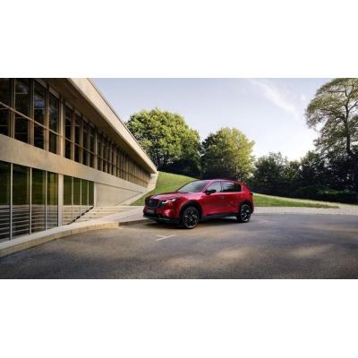 Mazda Solauto presenta en Navarra el nuevo CX-5 con una promoción especial y regalos directos