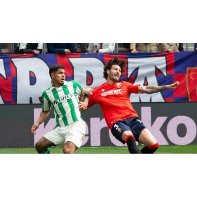 Osasuna reclama un penalti a Aimar y una roja para el Cucho