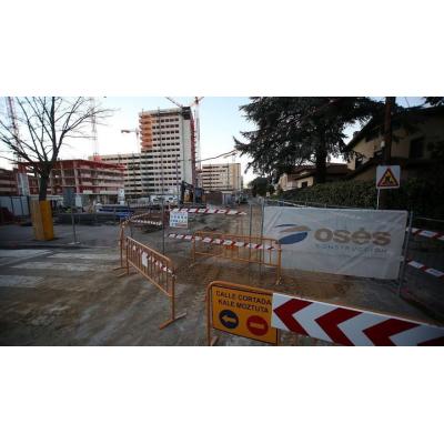 Pamplona: UPN permitió a los chalets de Media Luna aparcar gratis durante meses y la factura sigue pendiente