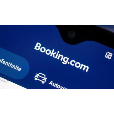 Booking sufre el robo de datos personales de sus clientes tras un ciberataque