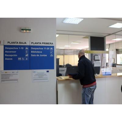 El Ayuntamiento de Tudela contratará un servicio de traducción telefónica en Derechos Sociales