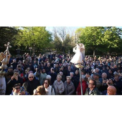 EN FOTOS: Llegada del Ángel de Aralar a Pamplona
