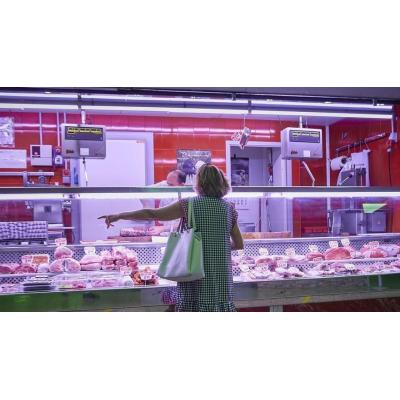 La guerra impacta de lleno en la cesta de la compra: los huevos y la ternera, un lujo para casi todos los bolsillos