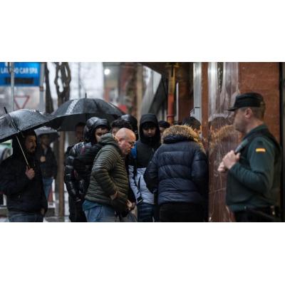 Las oficinas de Extranjería afrontarán una huelga indefinida en plena regularización de migrantes