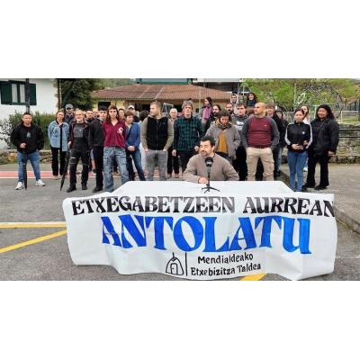 META apoya en Bera a tres personas en riesgo de desahucio