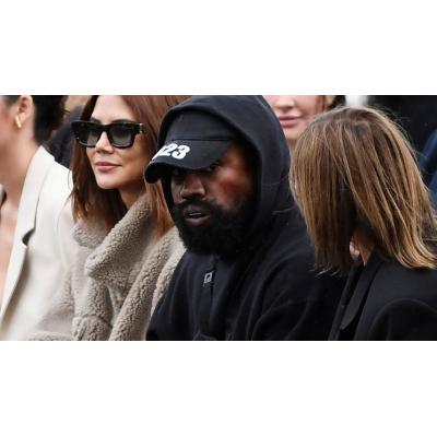 París analiza todas las vías para prohibir el concierto de Kanye West en Francia