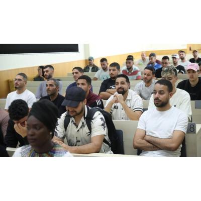 Cómo acceder a la regularización de personas migrantes en 2026: requisitos y plazos oficiales