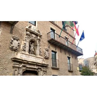 Pamplona convoca una plaza de personal técnico en grado medio de Archivo