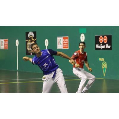 Jokin Altuna y Darío buscan las semifinales del Manomanista en el Santanape de Gernika