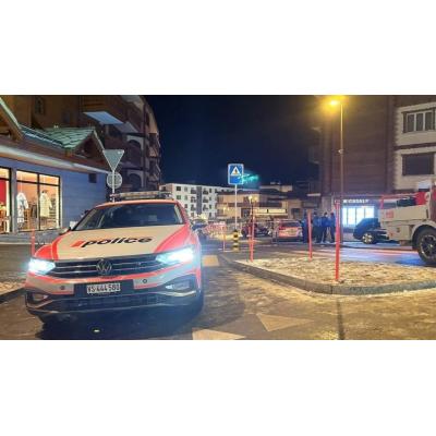 Ola de imputaciones tras el incendio de Nochevieja en un bar de Suiza: los dueños, el alcalde y varios trabajadores, bajo sospecha