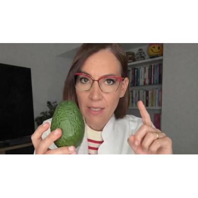Boticaria García, nutricionista, desvela el infalible truco para madurar aguacates: "Se utiliza un calcetín"