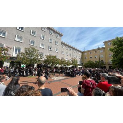 Fotos del concierto de El Drogas en la Txantrea en el 44 aniversario de la actuación de Barricada