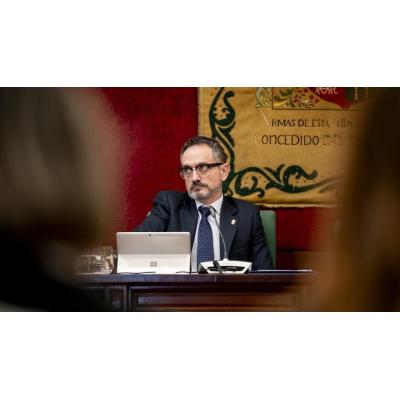 Admitida la querella contra el alcalde de Móstoles por acoso sexual y laboral