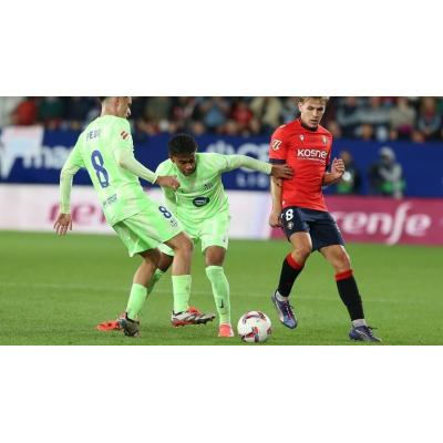 Salen a la venta las entradas para ver al Barcelona en El Sadar