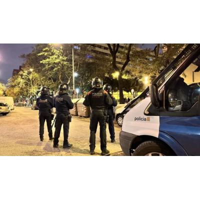 Investigan la muerte violenta de un hombre en Barcelona tras una pelea callejera