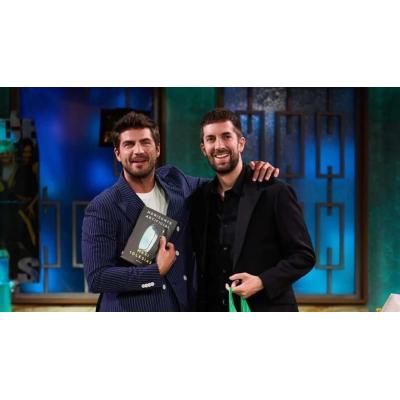 Maxi Iglesias, sin pelos en la lengua en 'La Revuelta' sobre su vida amorosa: “Soy muy pasional”