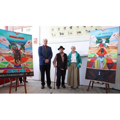 Colorido cartel de Carlos Franco con el toro en el centro anuncia la Feria de San Fermín
