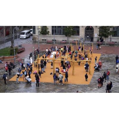 Bajan los nacimientos y sobran aulas