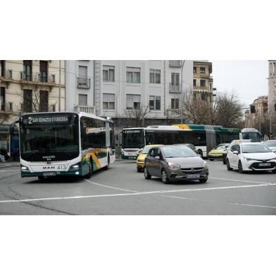 Las casi 33.500 horas extraordinarias hechas por la plantilla de villavesas equivalen a 20 empleos