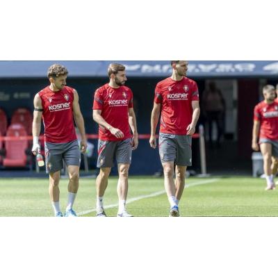 Osasuna prepara en El Sadar el partido ante el Sevilla
