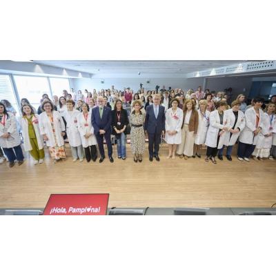 Mamás en Acción llega a Navarra y comienza a acompañar a menores hospitalizados en situaciones de vulnerabilidad en el HUN