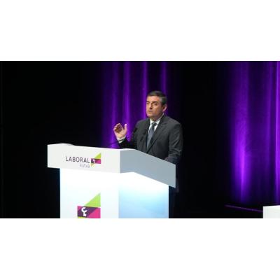 Laboral Kutxa muestra el futuro de su banca cooperativa: crecimiento en Catalunya, computación cuántica y nueva relación con los clientes