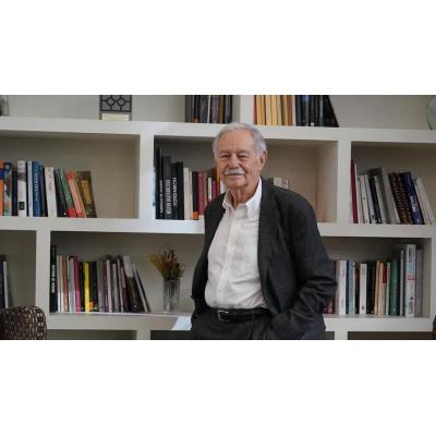 'La intriga del funeral inconveniente': así arranca lo nuevo de Eduardo Mendoza