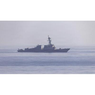 Irán ofrece a Estados Unidos reabrir Ormuz y cesar la guerra si se aplaza el diálogo nuclear