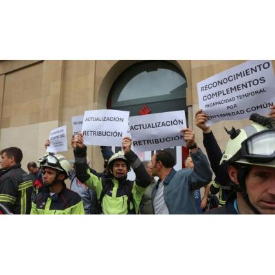 Los bomberos de Navarra piden una "negociación" real al Gobierno foral